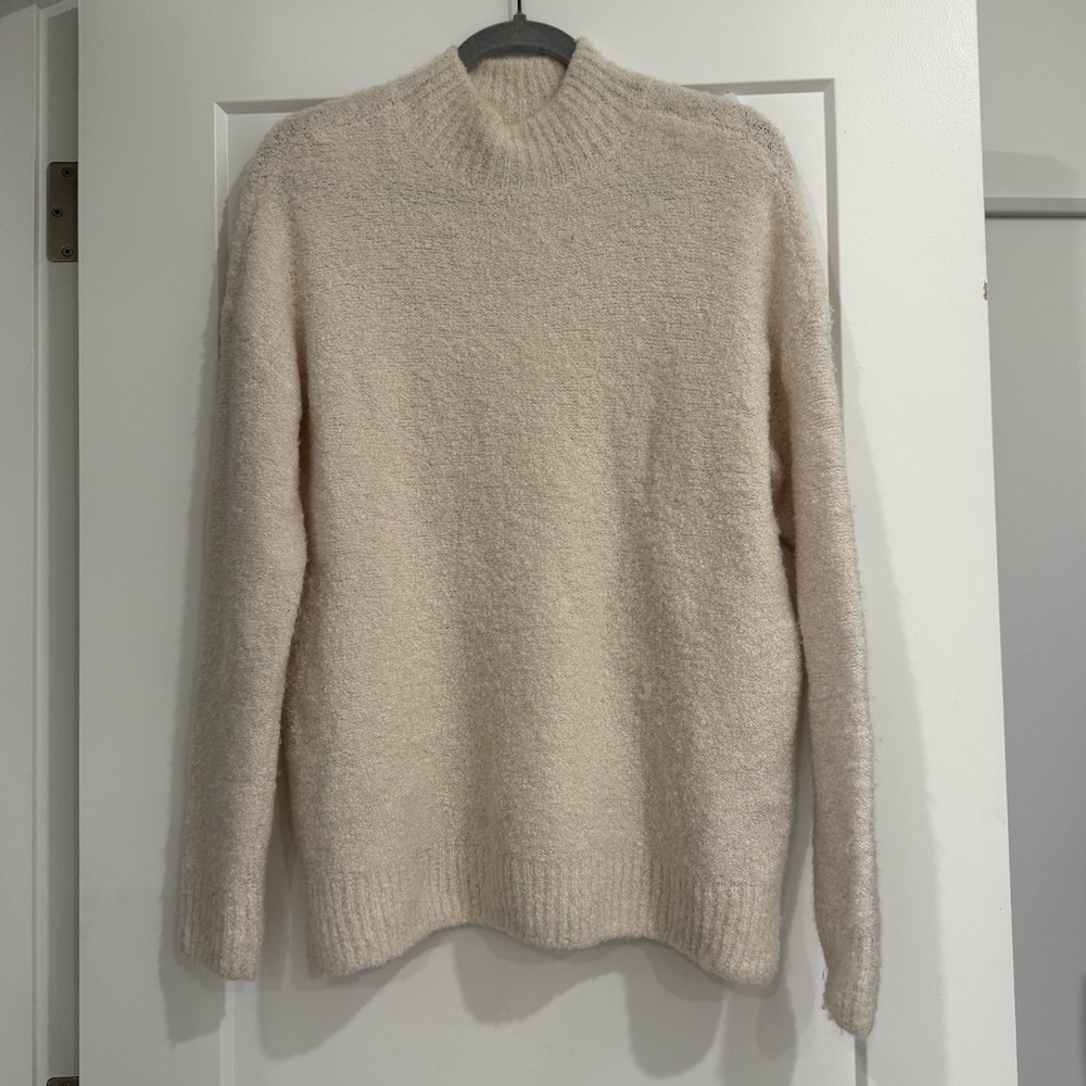 Sake Fifth Avenue Sweater
